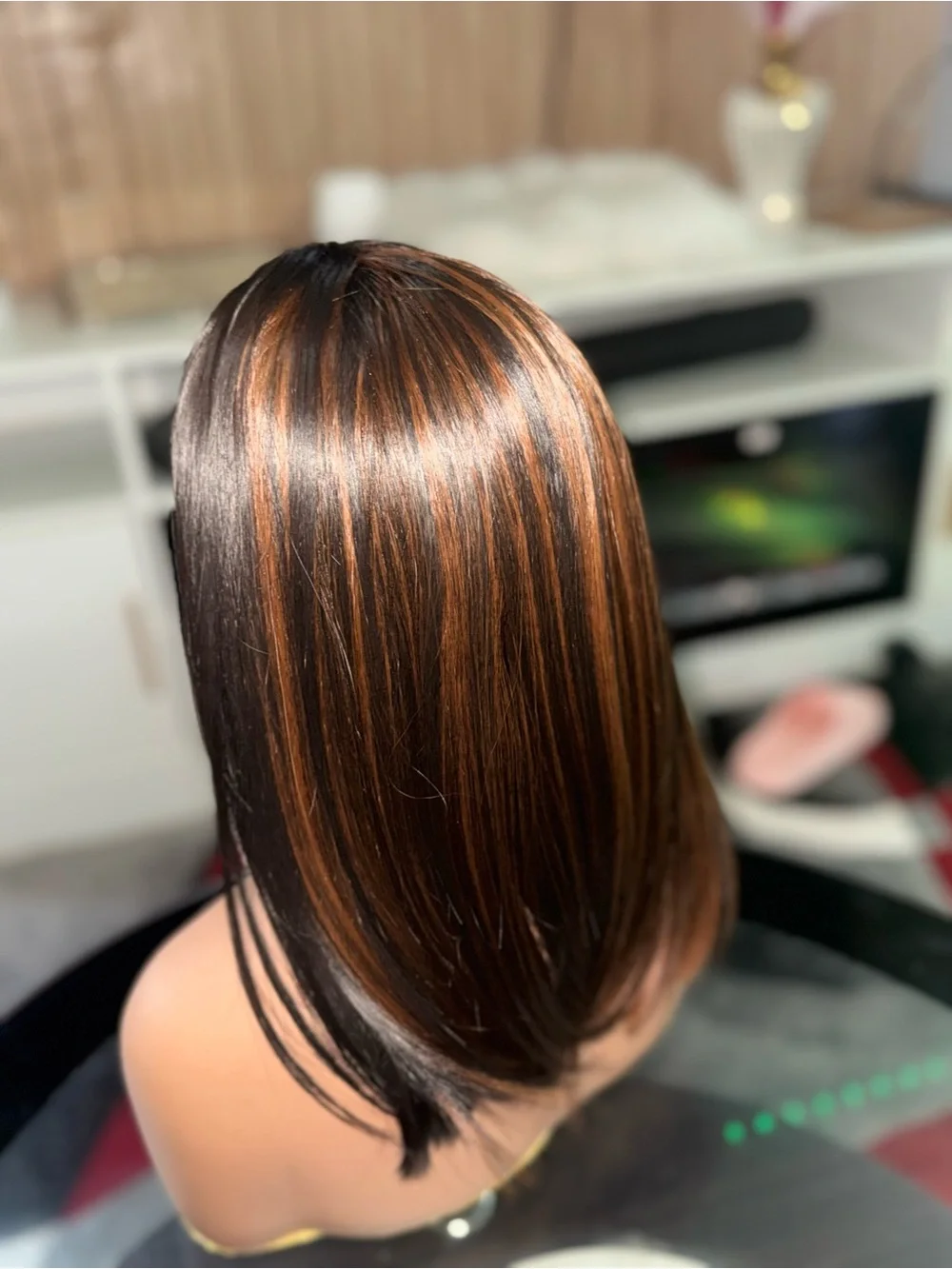 No brand sleek straight